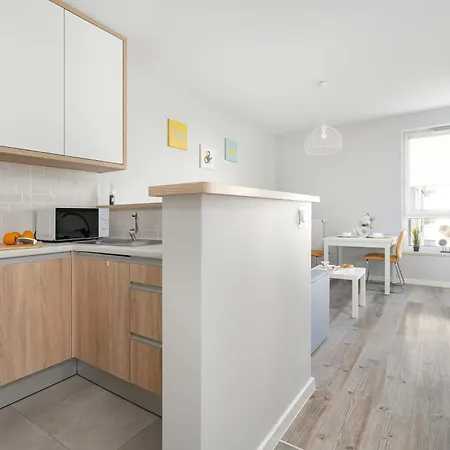 Cozy Koscielna 17 In With Balcony شقة
